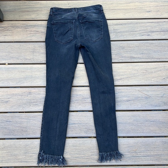 Free People Gray Fringe Crop Black Jeans EUC - Picture 9 of 11